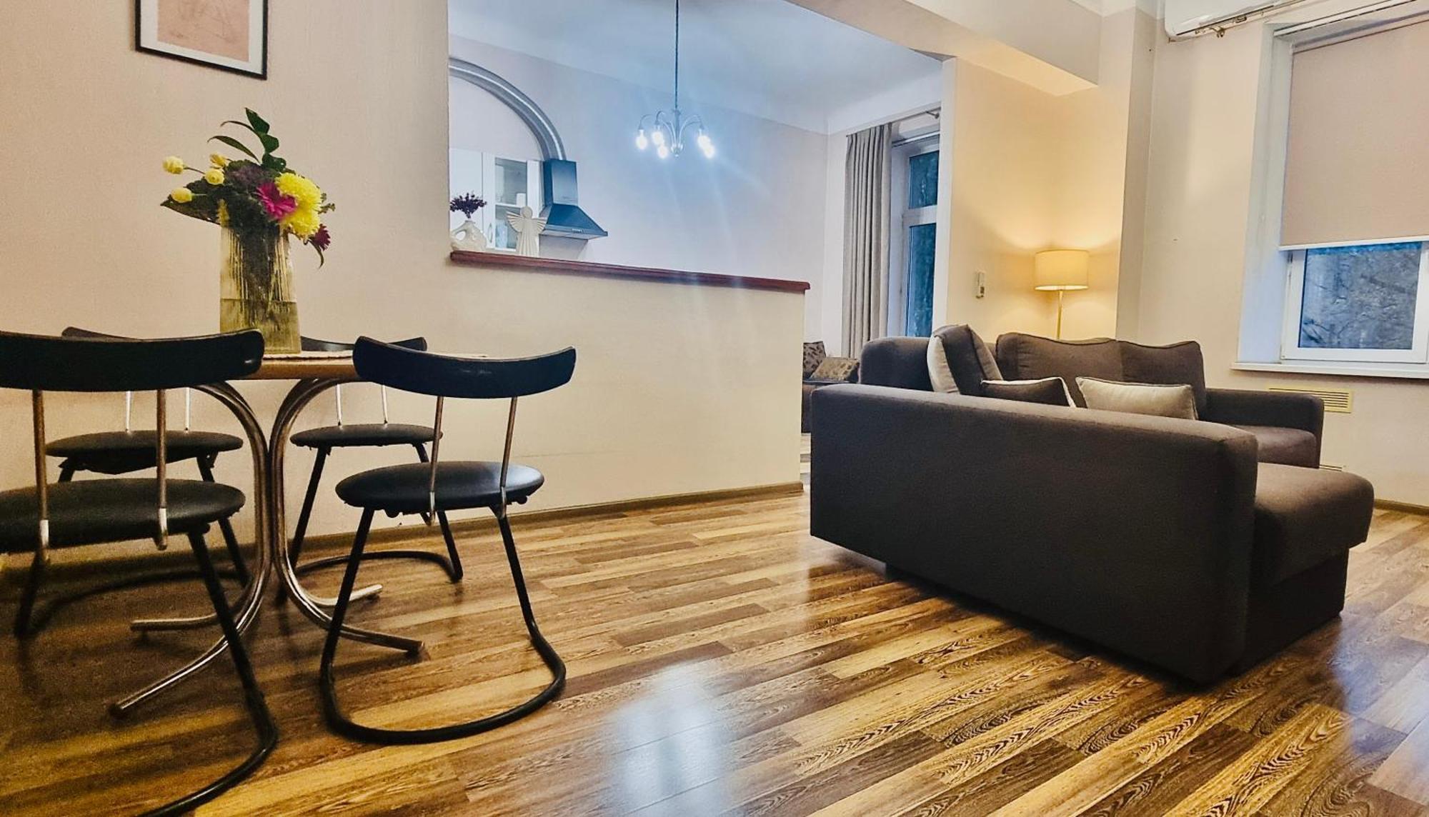 Kyiv Khreschatyk 27 Apartment Екстер'єр фото